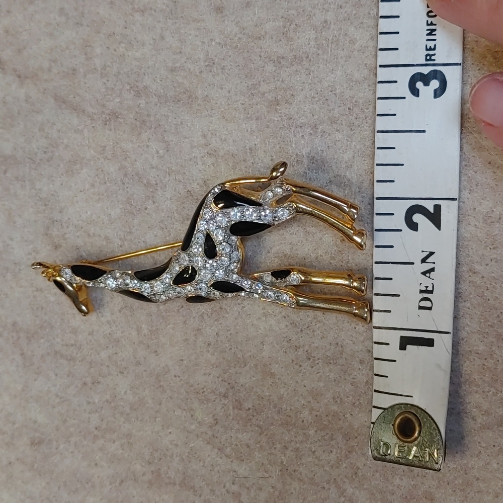 Giraffe Pin Brooch Rhinestone - Picture 4 of 6